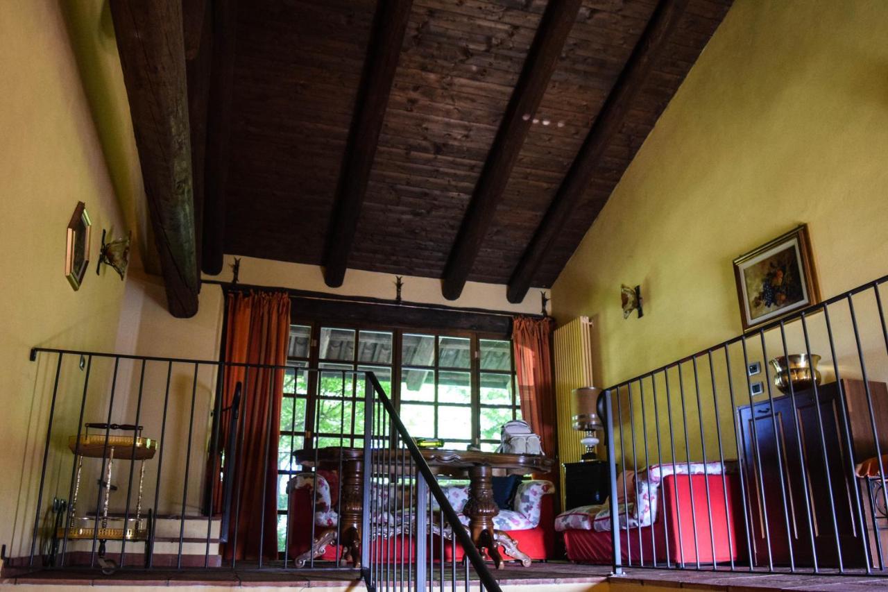 B&B Castello Di Moncrivello Экстерьер фото